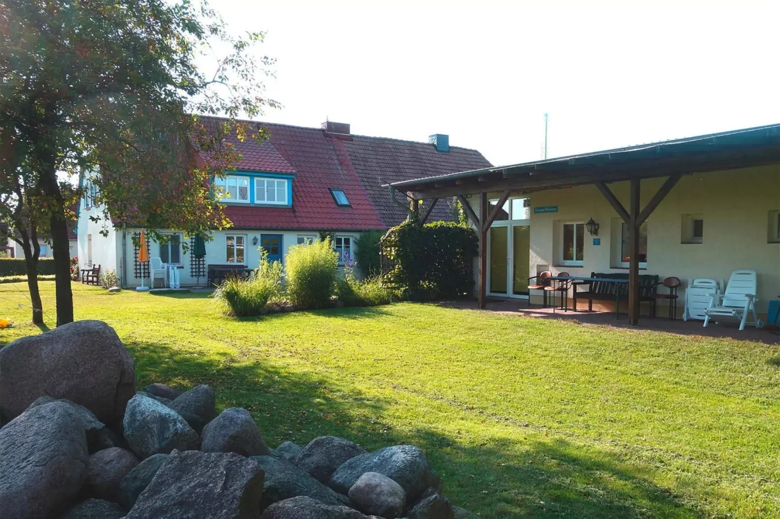 Erdgeschoss 80 qm-Terrasbalkon
