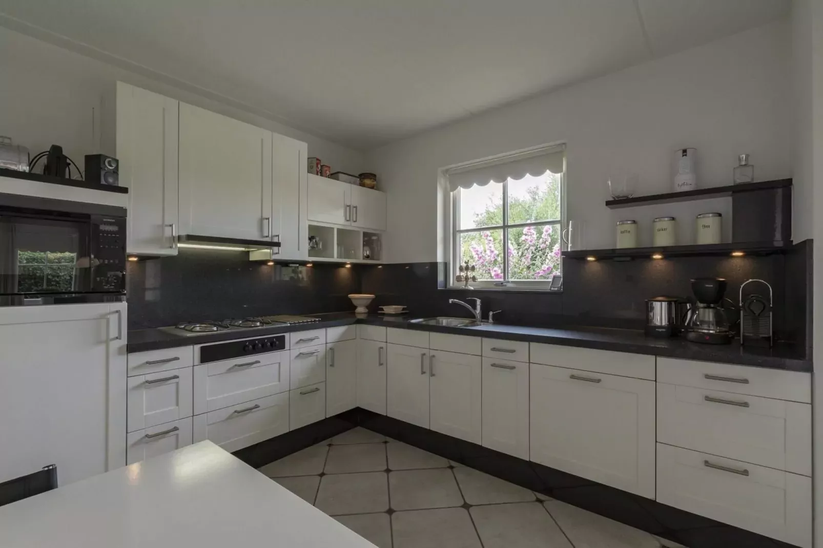 De Buitenplaats 16-Keuken