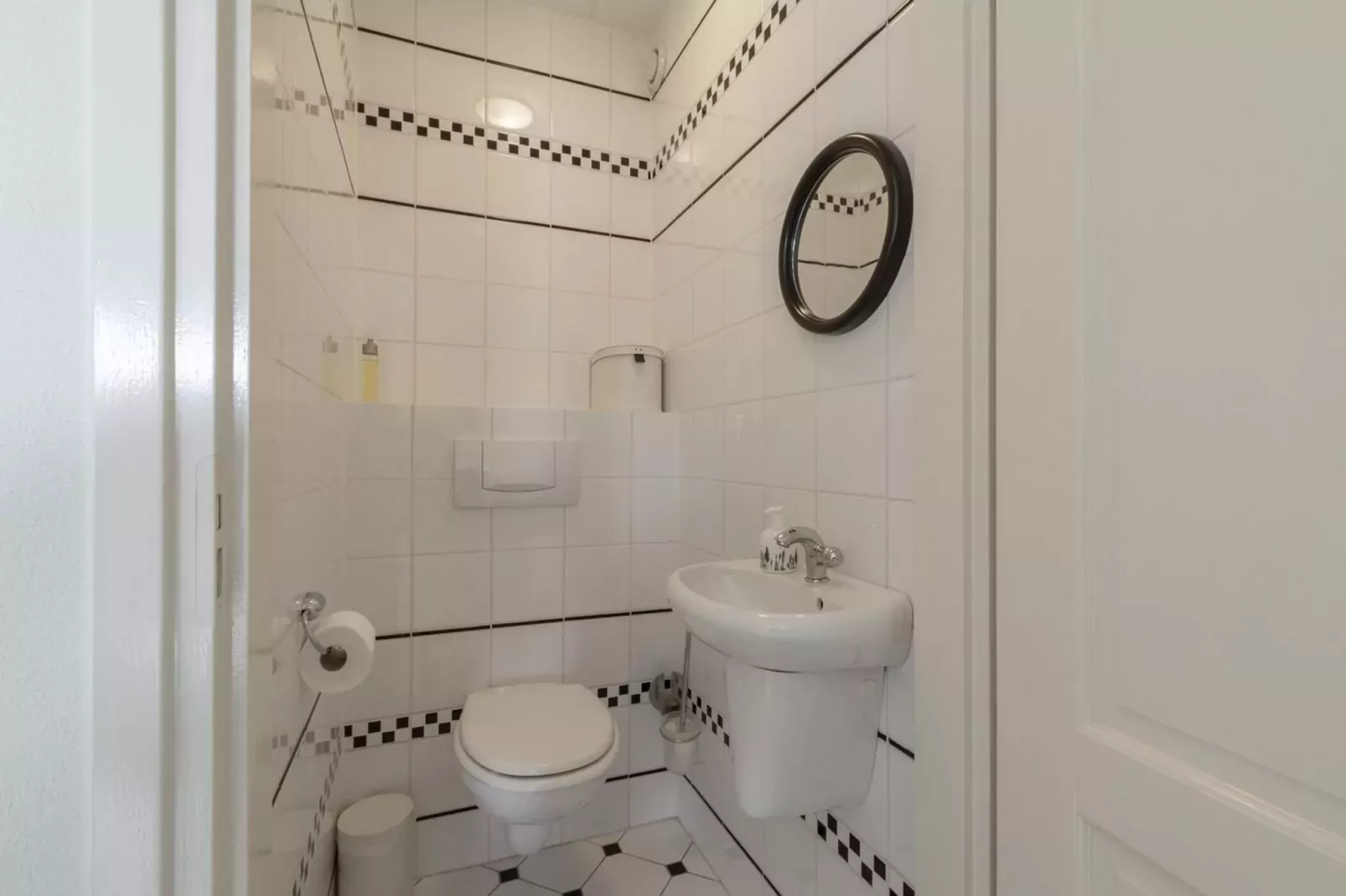De Buitenplaats 16-Badkamer