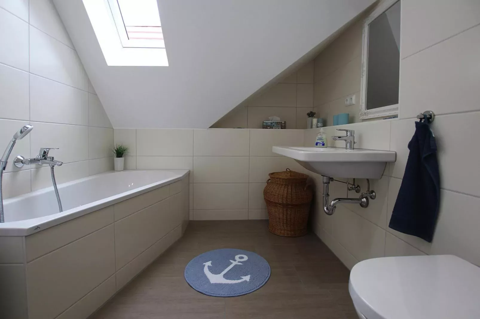 Fewo Seeblick 95 qm-Badkamer
