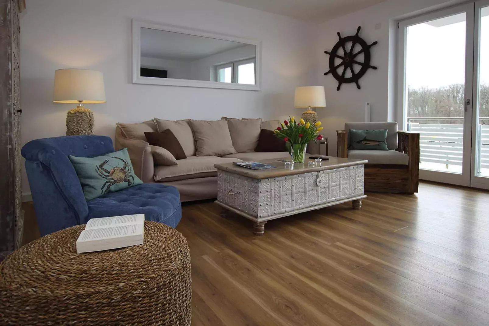 Fewo Seeblick 95 qm-Woonkamer