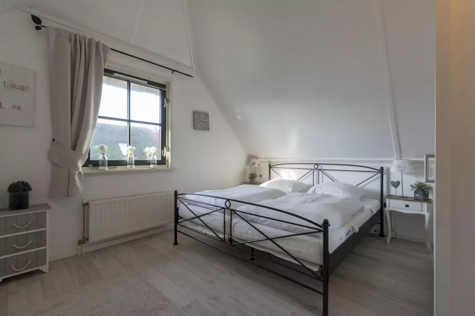 De Buitenplaats 37-Slaapkamer