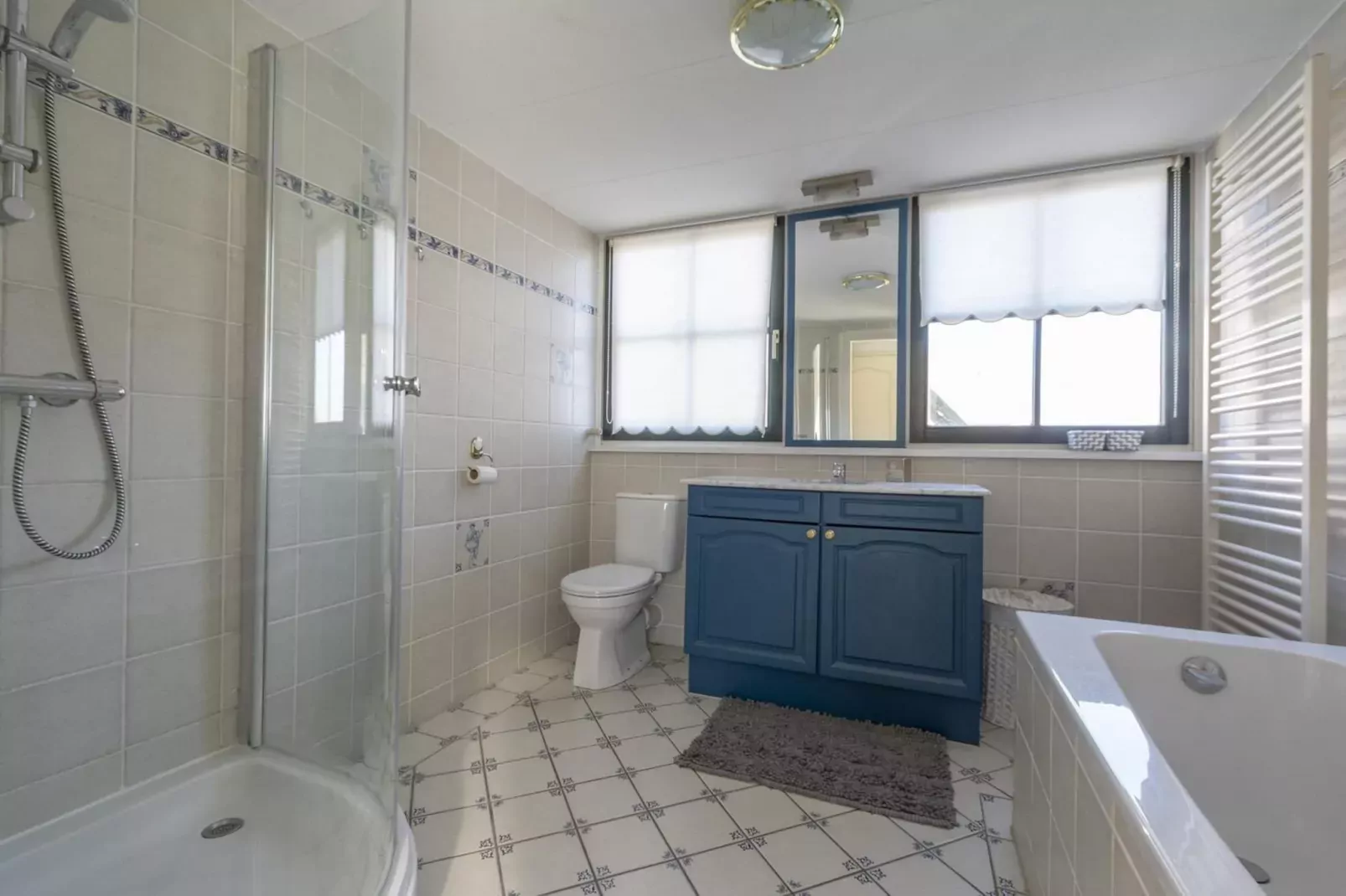 De Buitenplaats 37-Badkamer