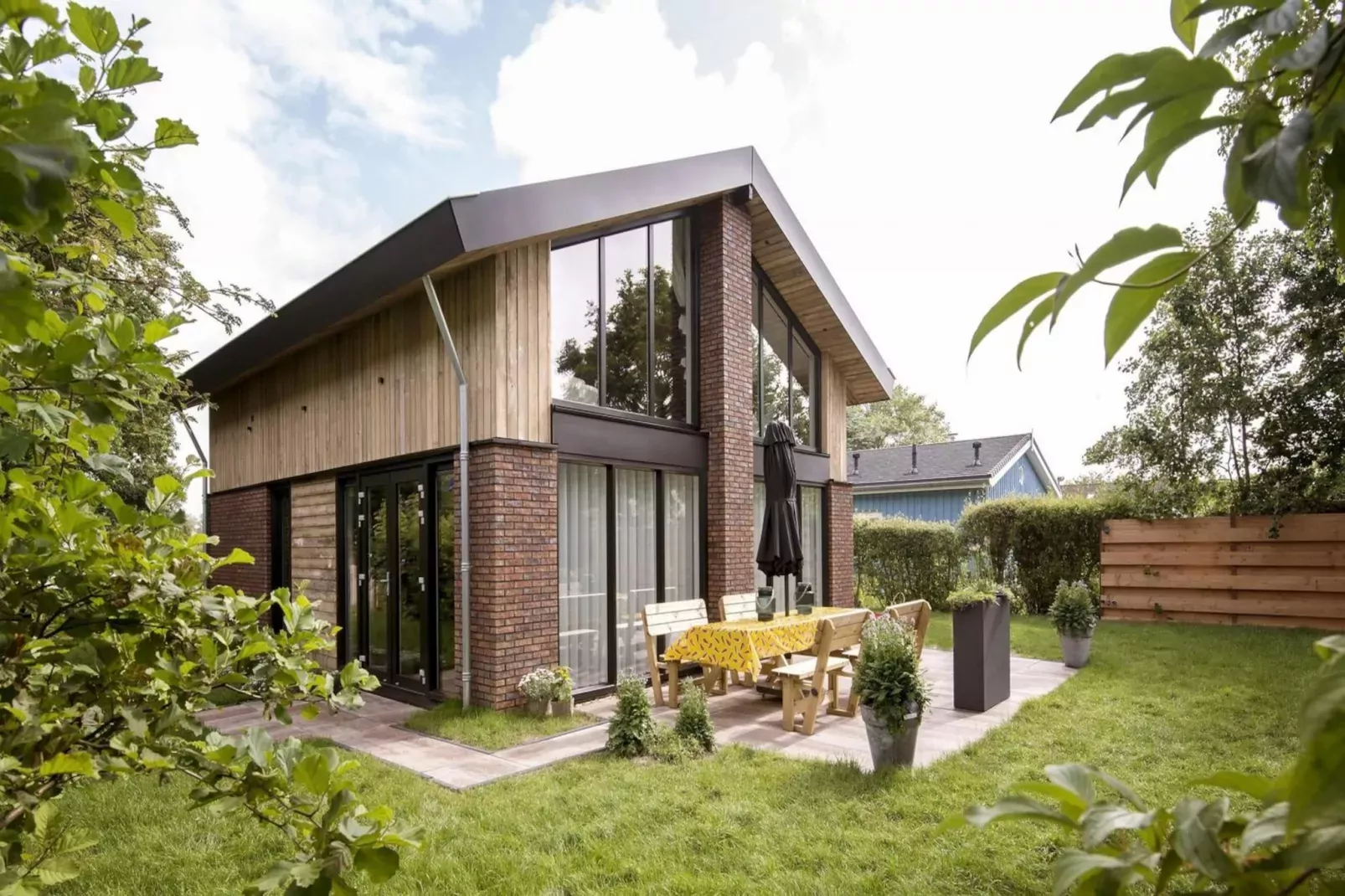Luxe Villa Keizerskroon - Keizerkroon 63-Buitenkant zomer