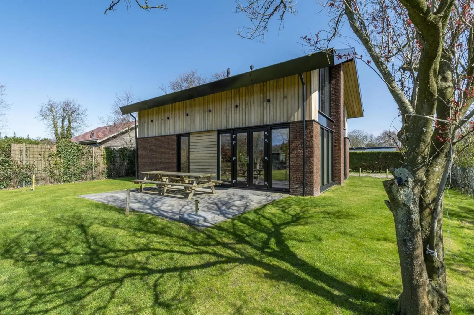 Luxe Villa Keizerskroon - Keizerkroon 63-Buitenkant zomer