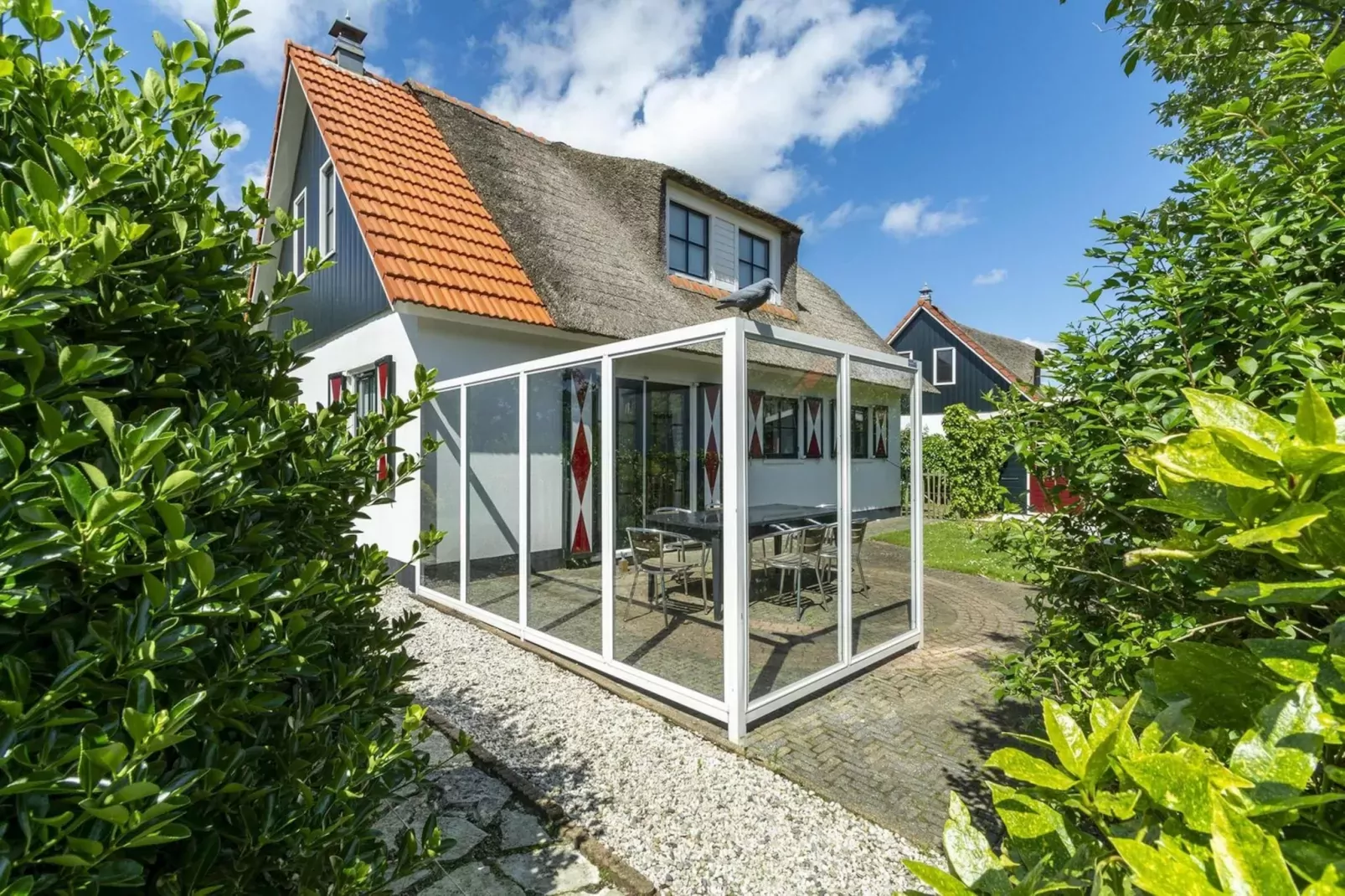 De Buitenplaats 62-Buitenkant zomer