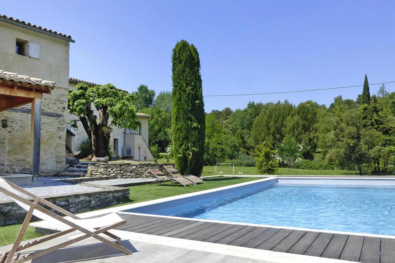 poolofhouse