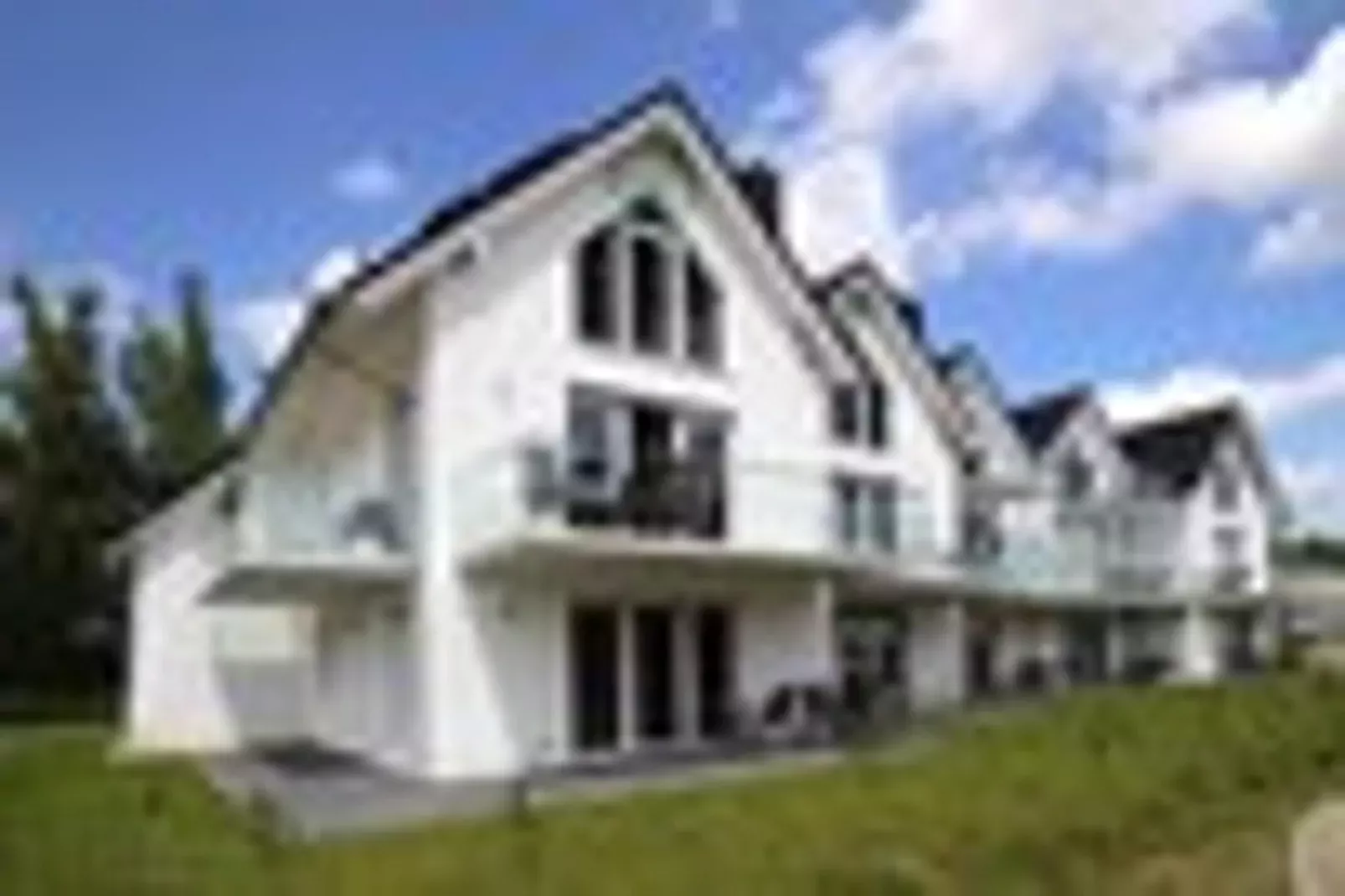 Appartement Hafenflair / Haus 1 EG-Wohnung 1 2 Erw  2 Kinder-Buitenkant zomer