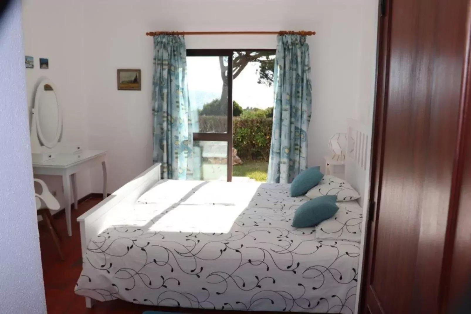 Reihenhaus in Armação de Pêra // Casa Ninho-Slaapkamer