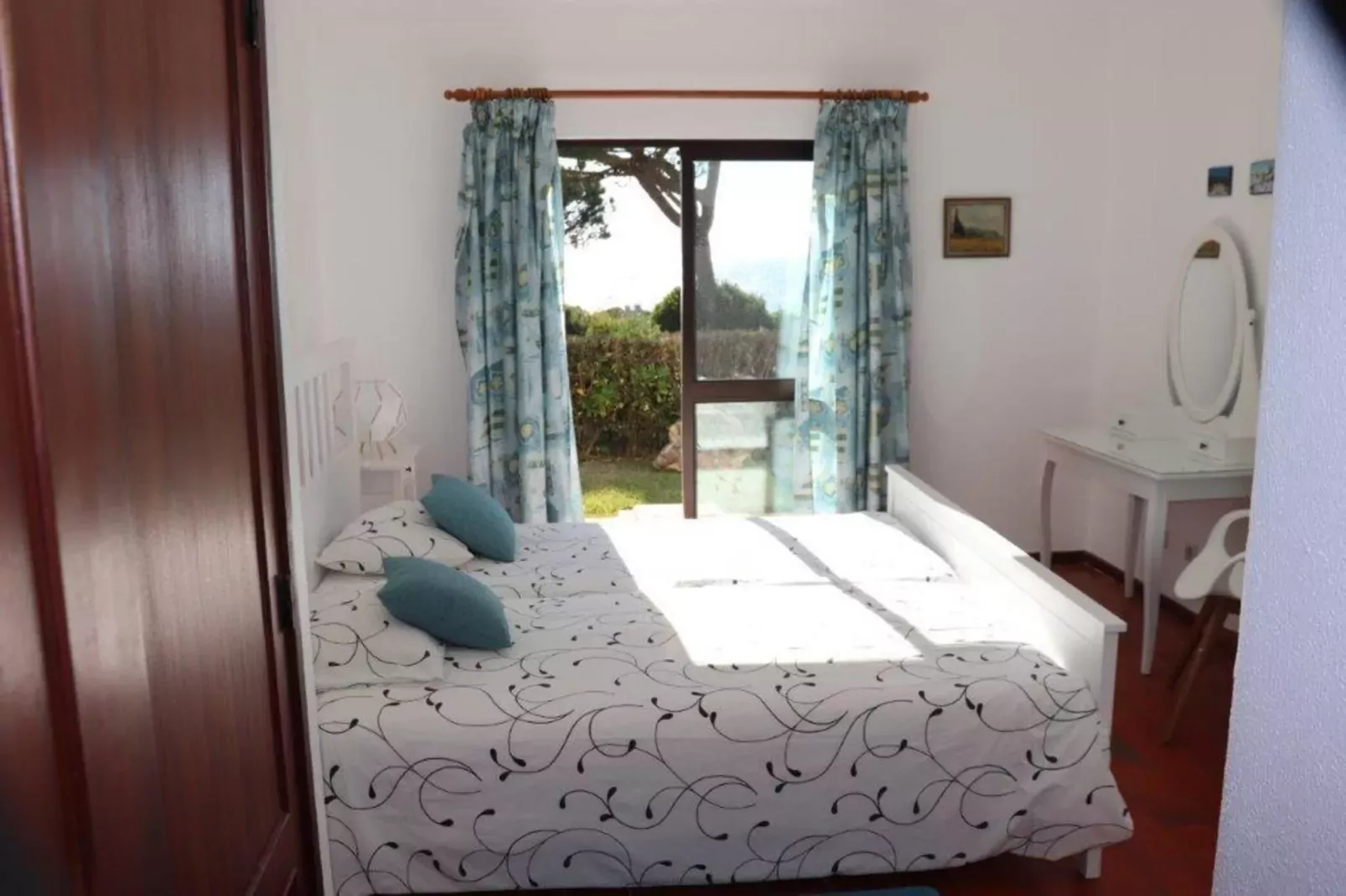 Reihenhaus in Armação de Pêra // Casa Ninho-Slaapkamer