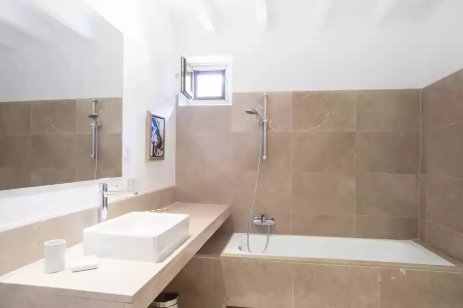 Son SimÓ Vell-Badkamer