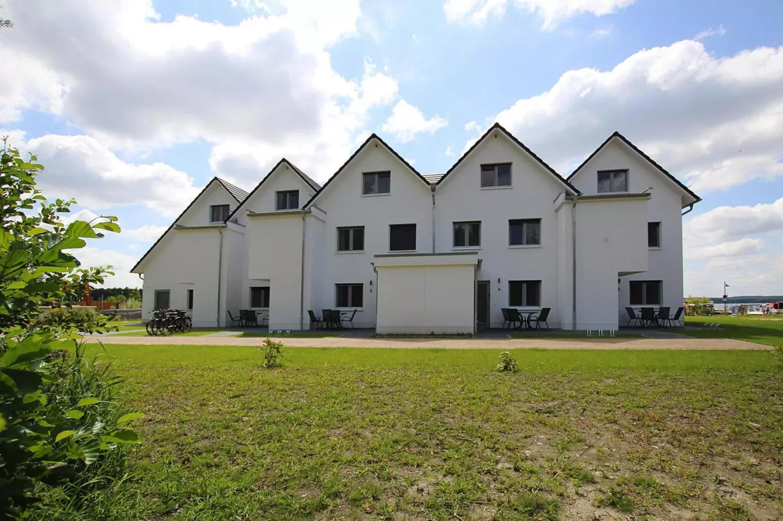 Apartment Hafenflair / Haus 5 EG-Wohnung 17 2 und 2 Personen-Buitenkant zomer