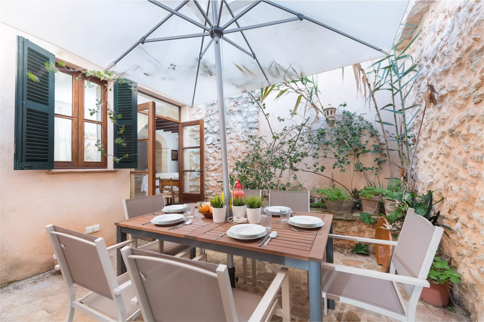 Can Vallori-Terrasbalkon