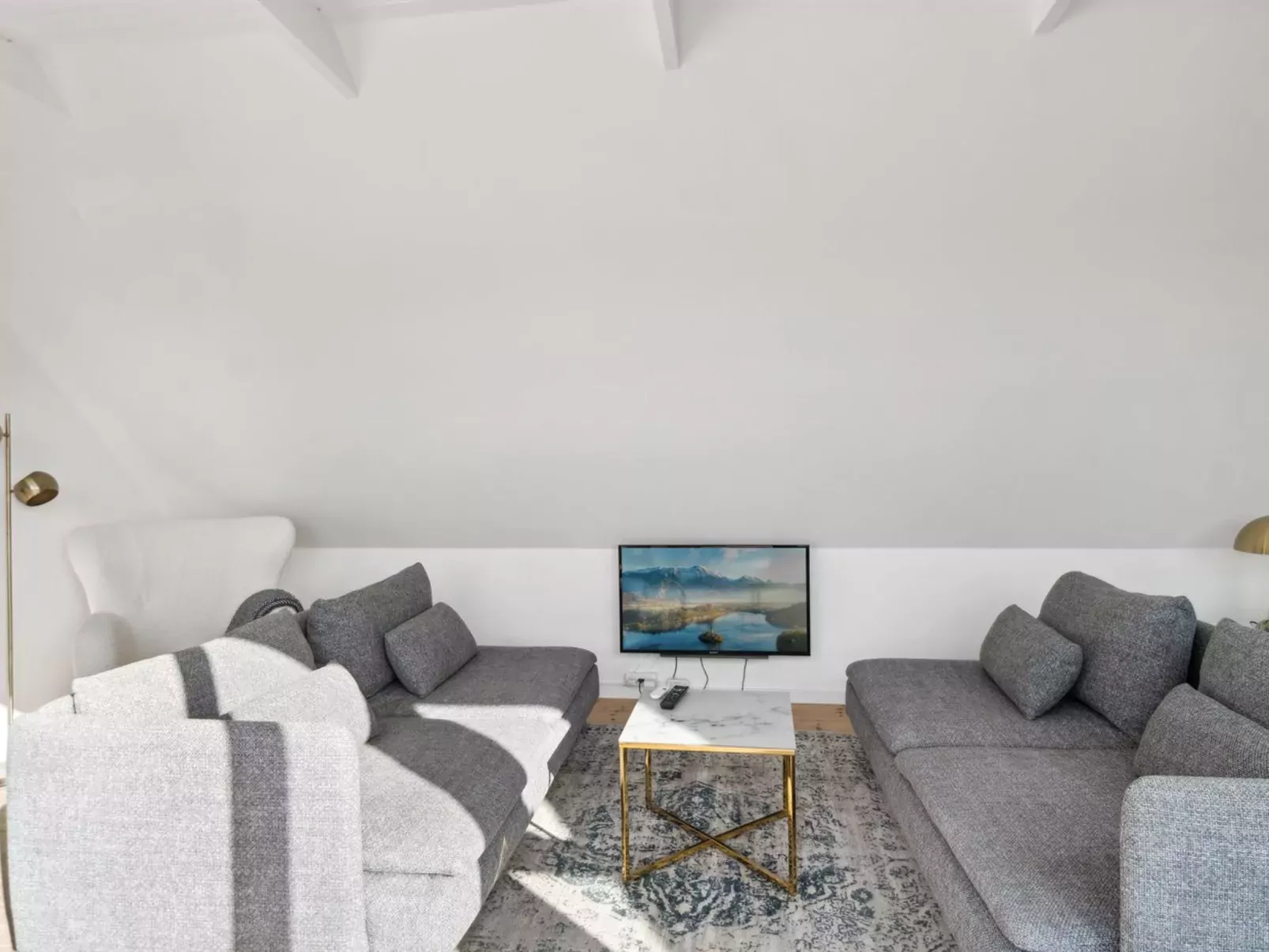 "Elmeri" - 200m from the sea-Binnen