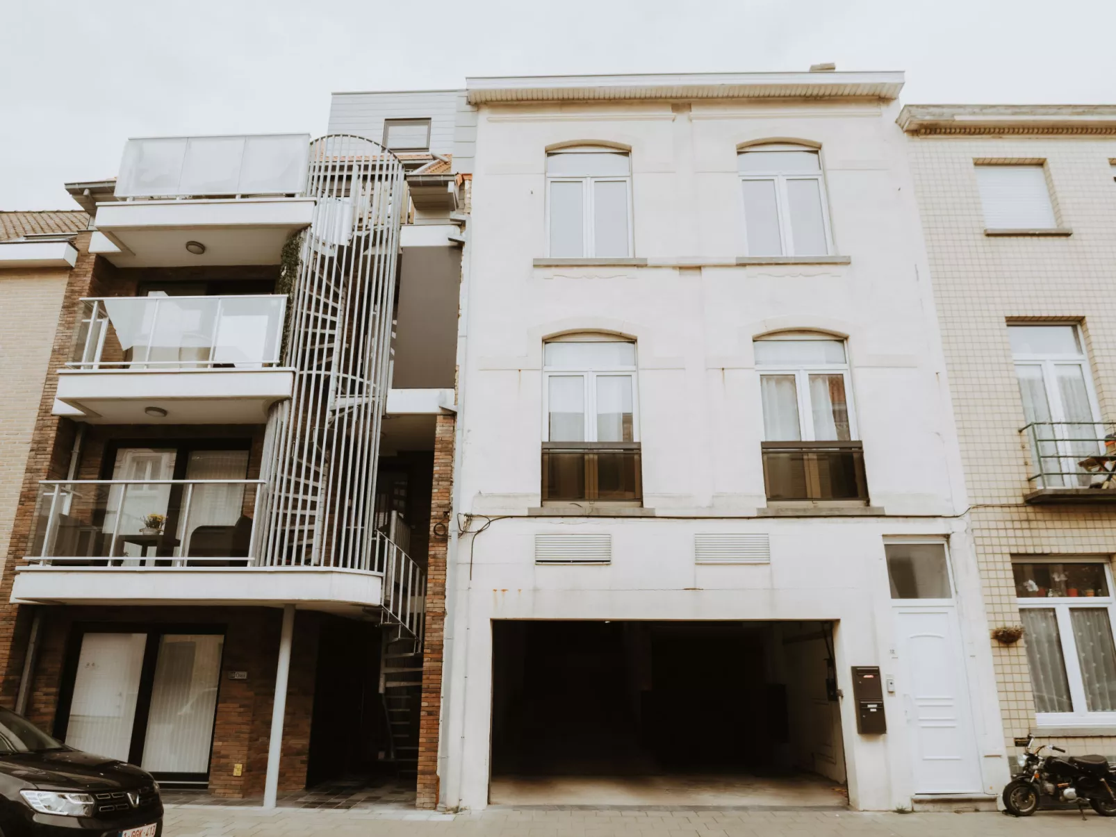 Oasi with parking and terrace-Buiten
