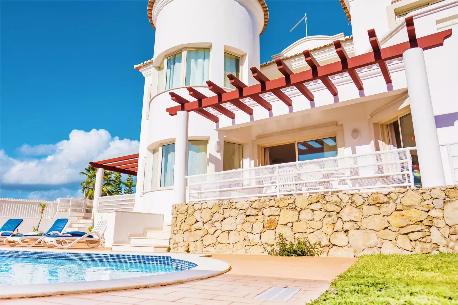 Villa Melanesia-Buitenkant zomer