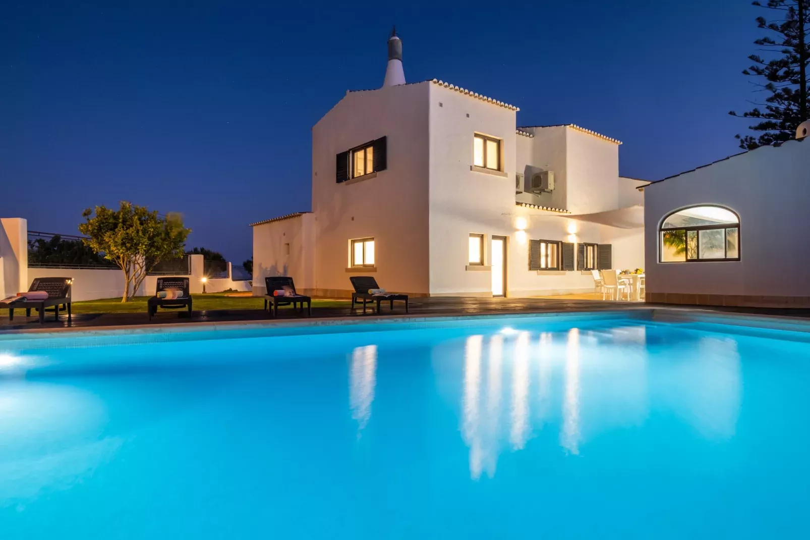 Villa Benagil Boutique-Buitenkant zomer