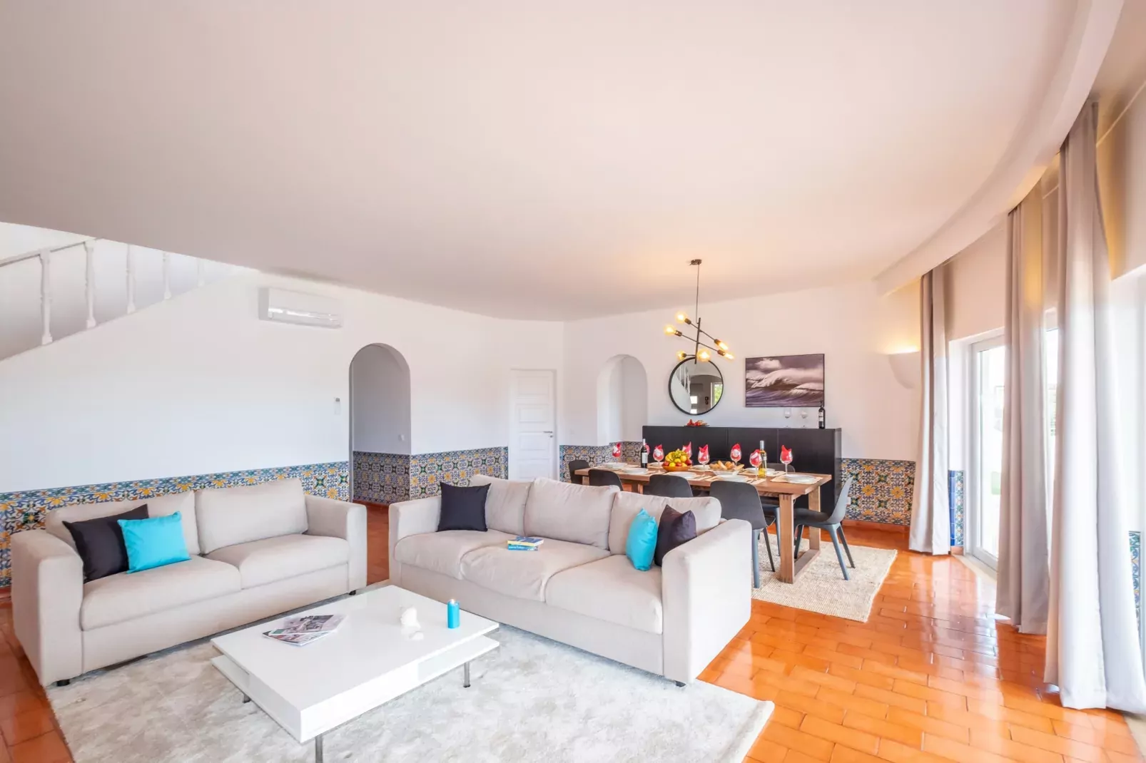 Villa Benagil Boutique-Woonkamer
