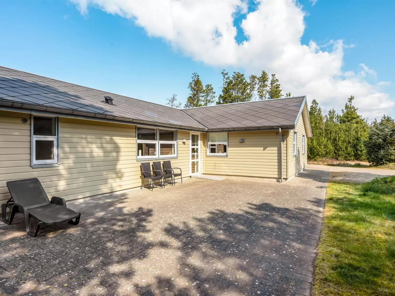 "Nael" - 1.6km from the sea-Buiten