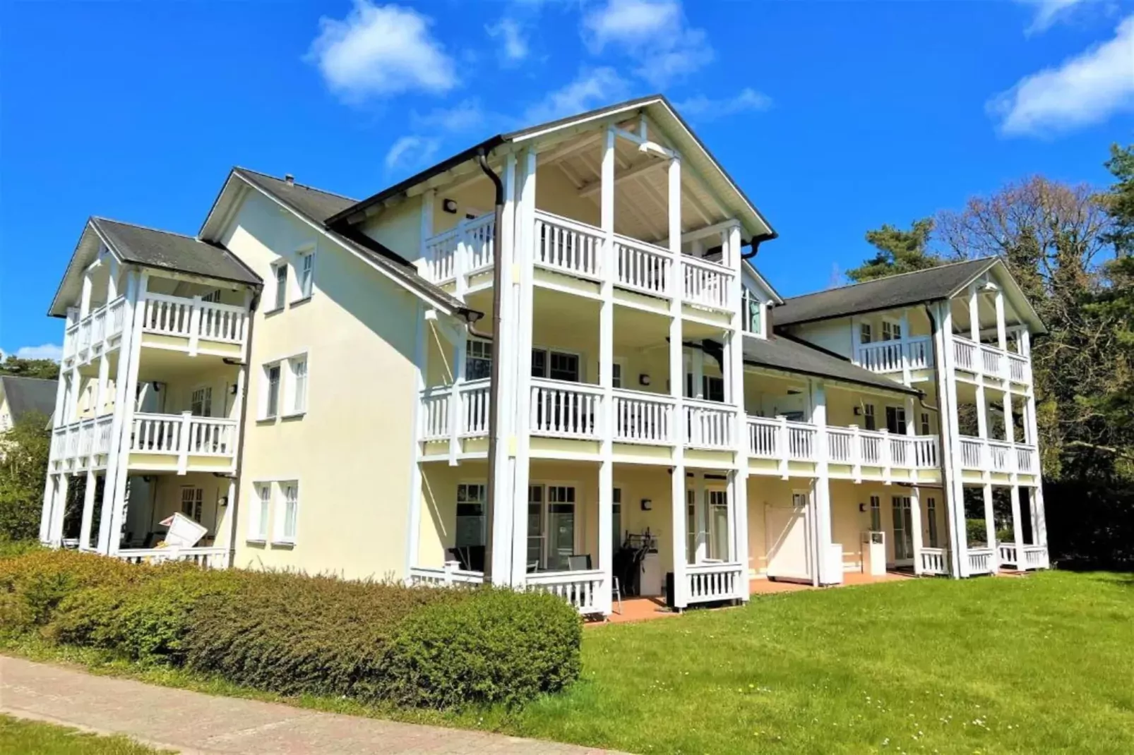 Ferienhaus Neßmersiel-Gebieden zomer 5km