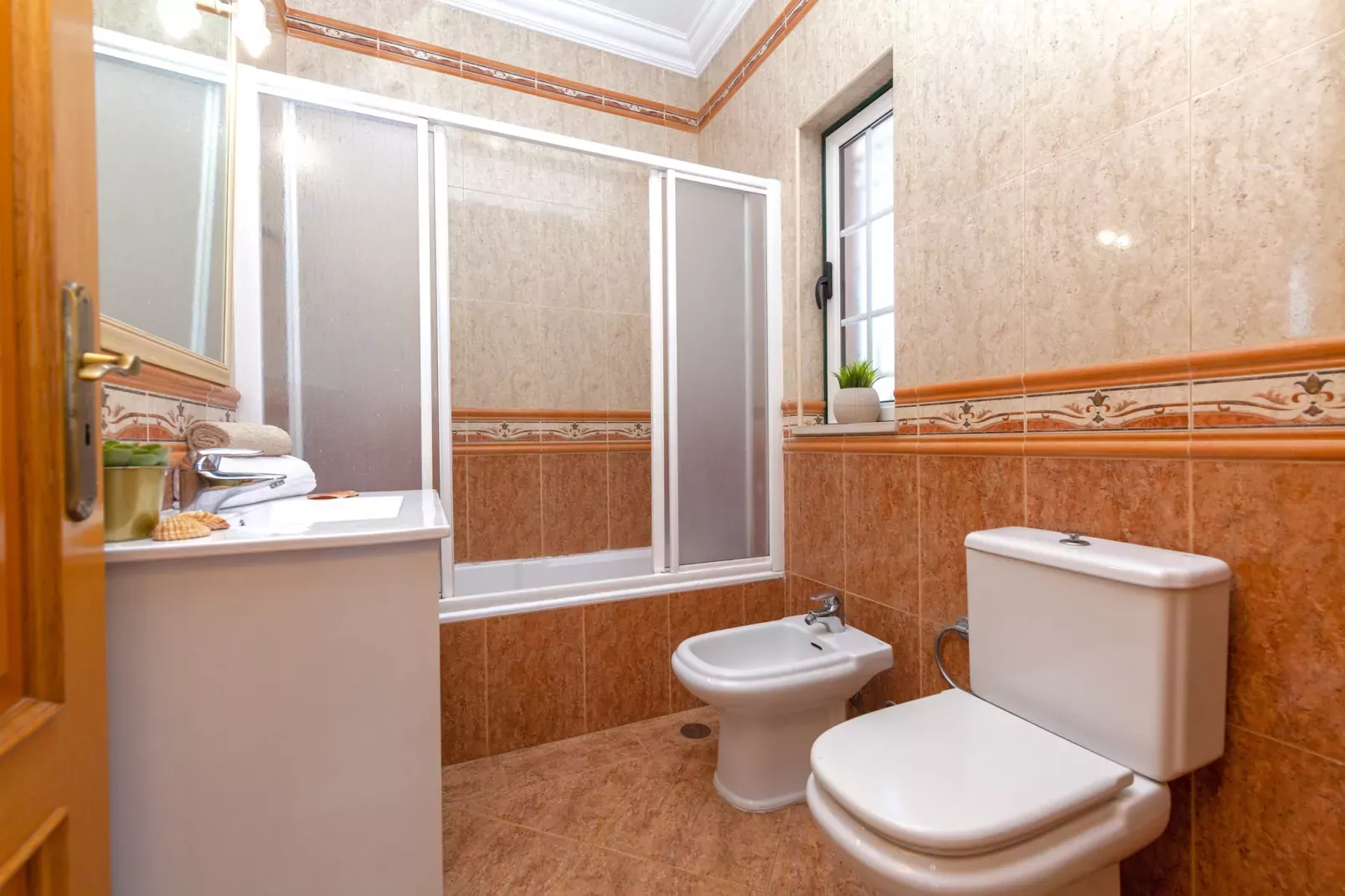 Villa Agadir-Badkamer