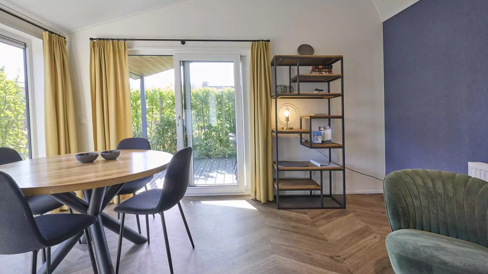 T Kaatsheuveltje 3-Eetkamer