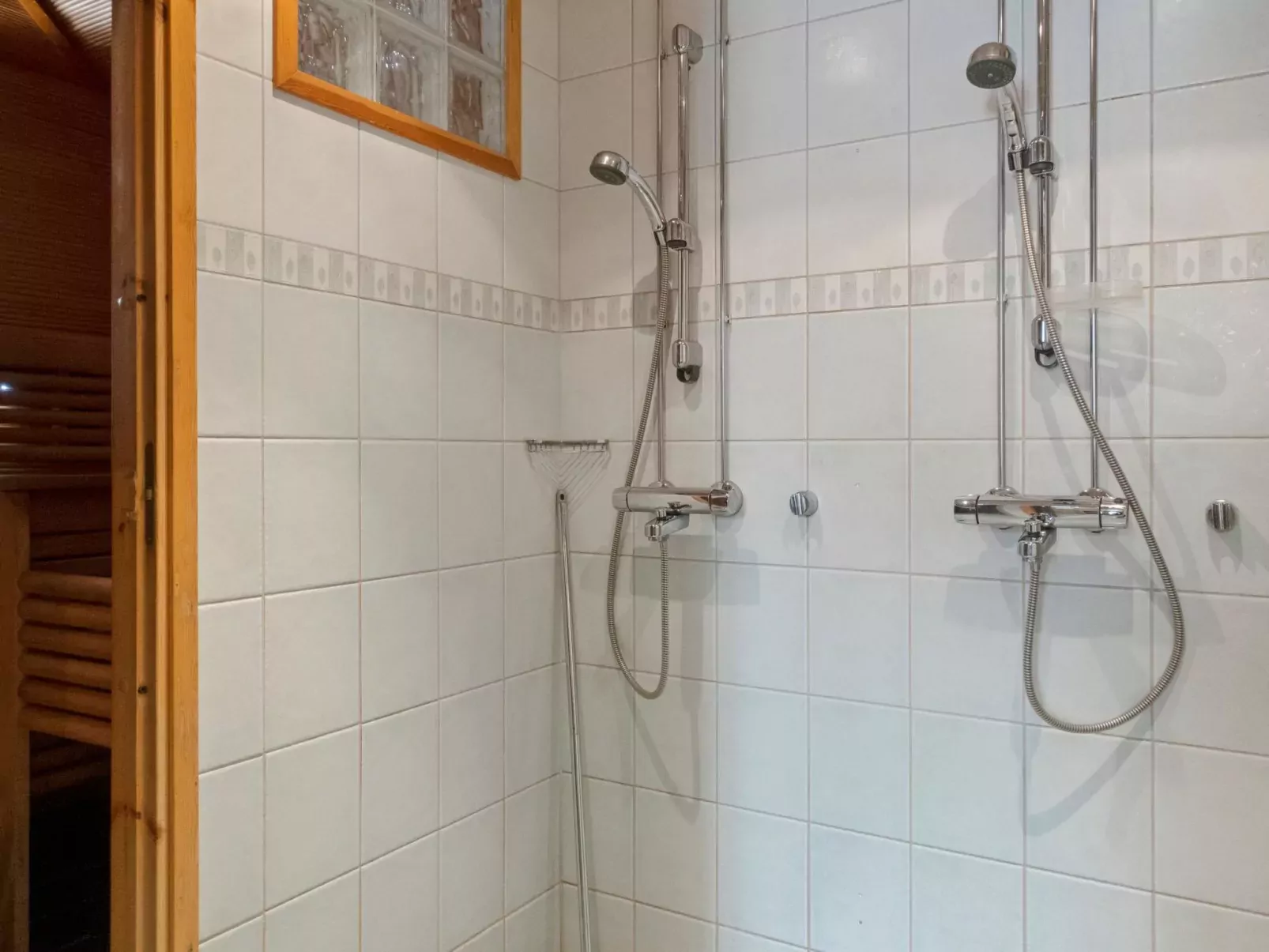 Nuovo casa a-Binnen
