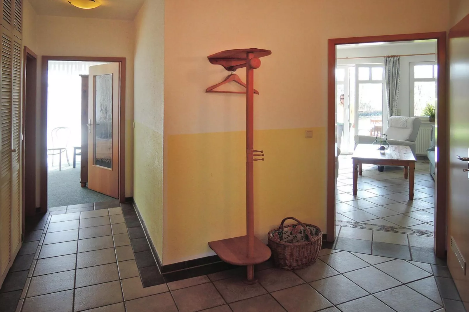 Ferienwohnung Fedderwardersiel-Woonkamer