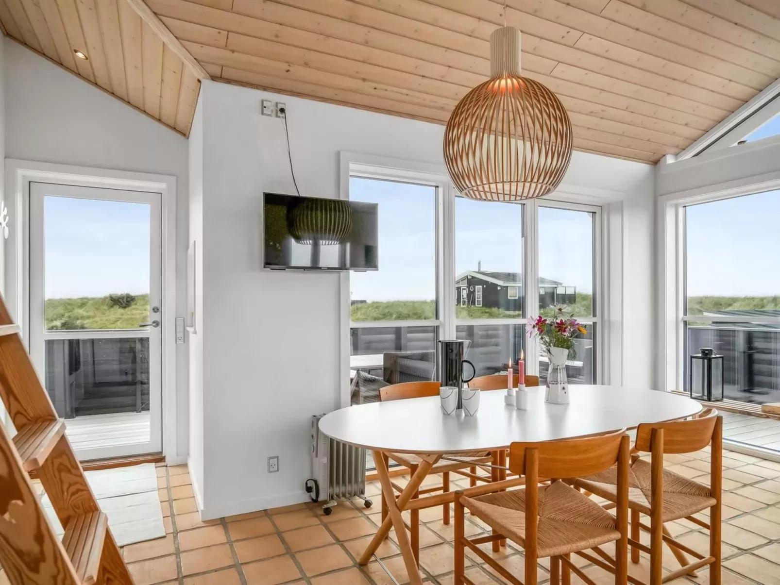 "Egino" - 90m from the sea-Binnen