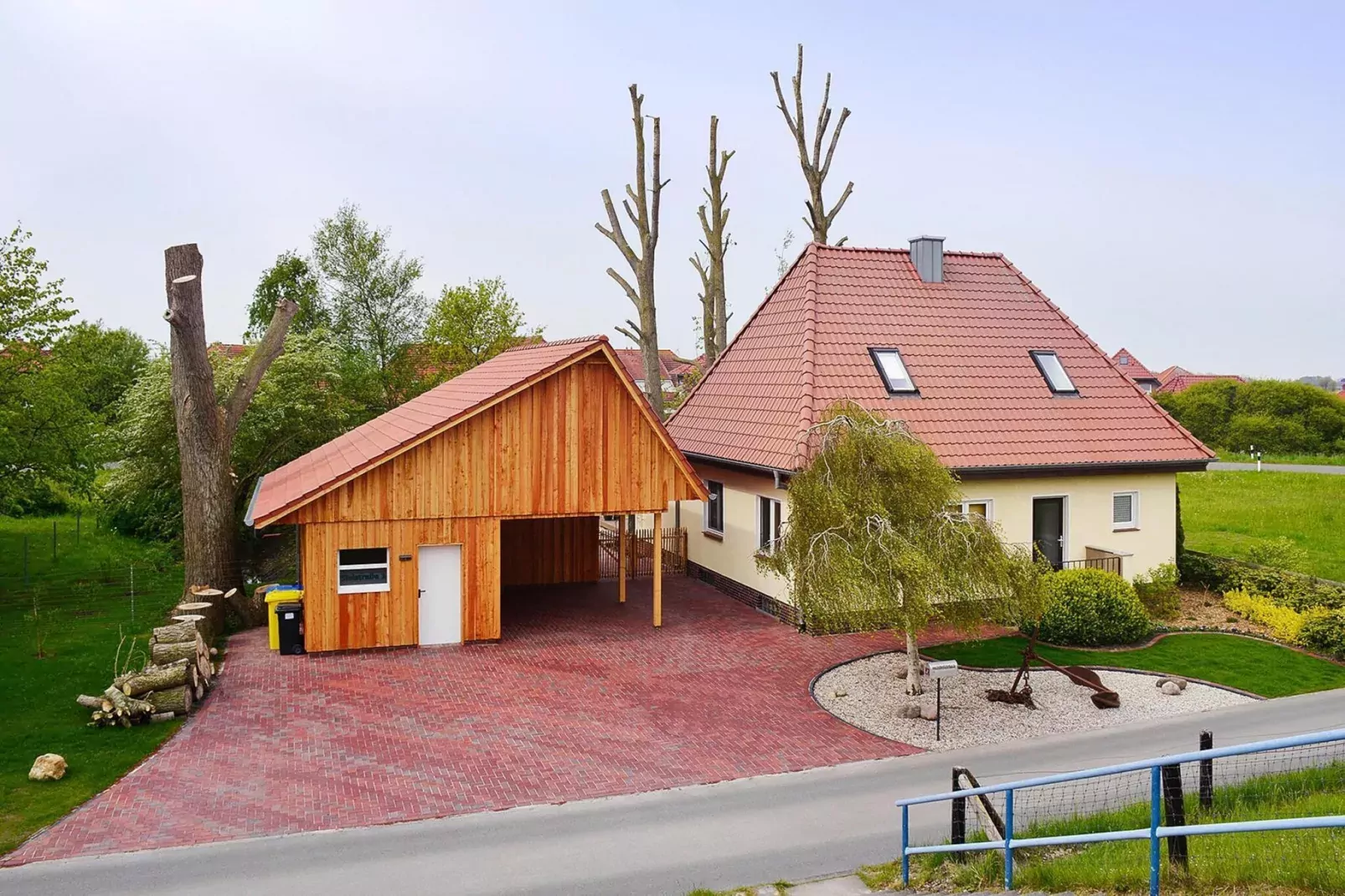 Krabbenfischerhaus Fedderwardersiel-Buitenkant zomer
