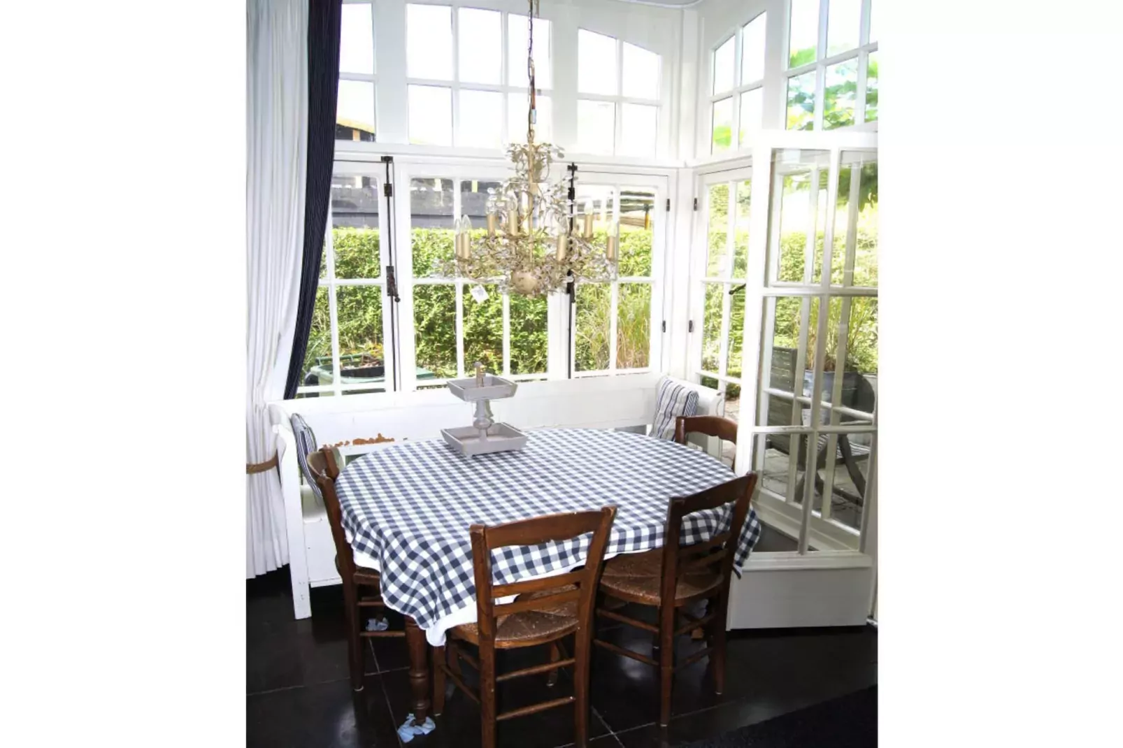 41054-Eetkamer