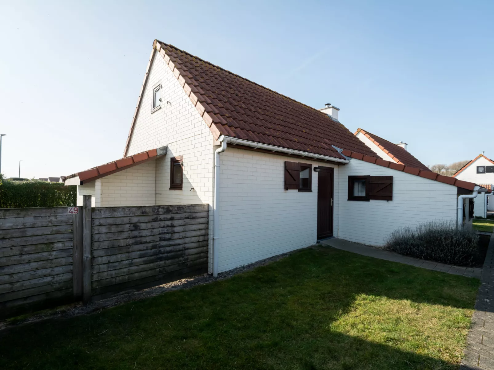 Fabiola with parking & garden-Buiten