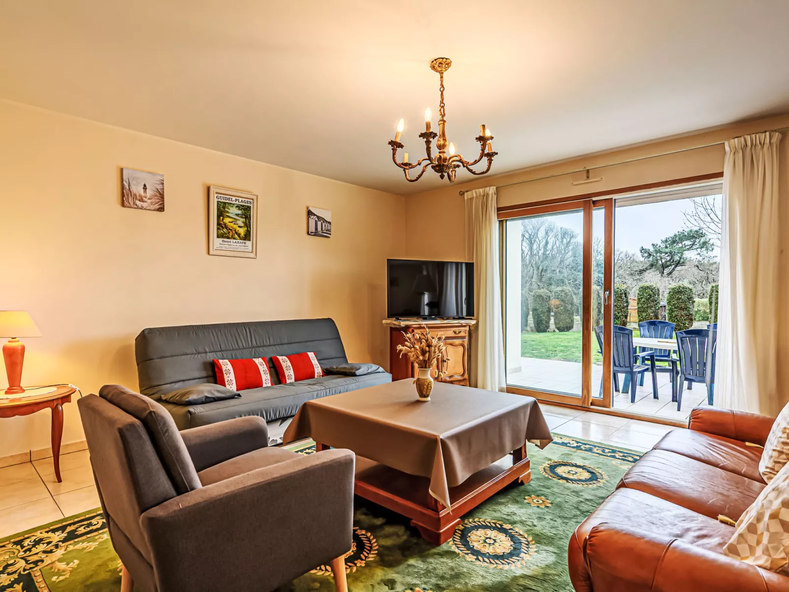 Appartement Le Prat-Binnen