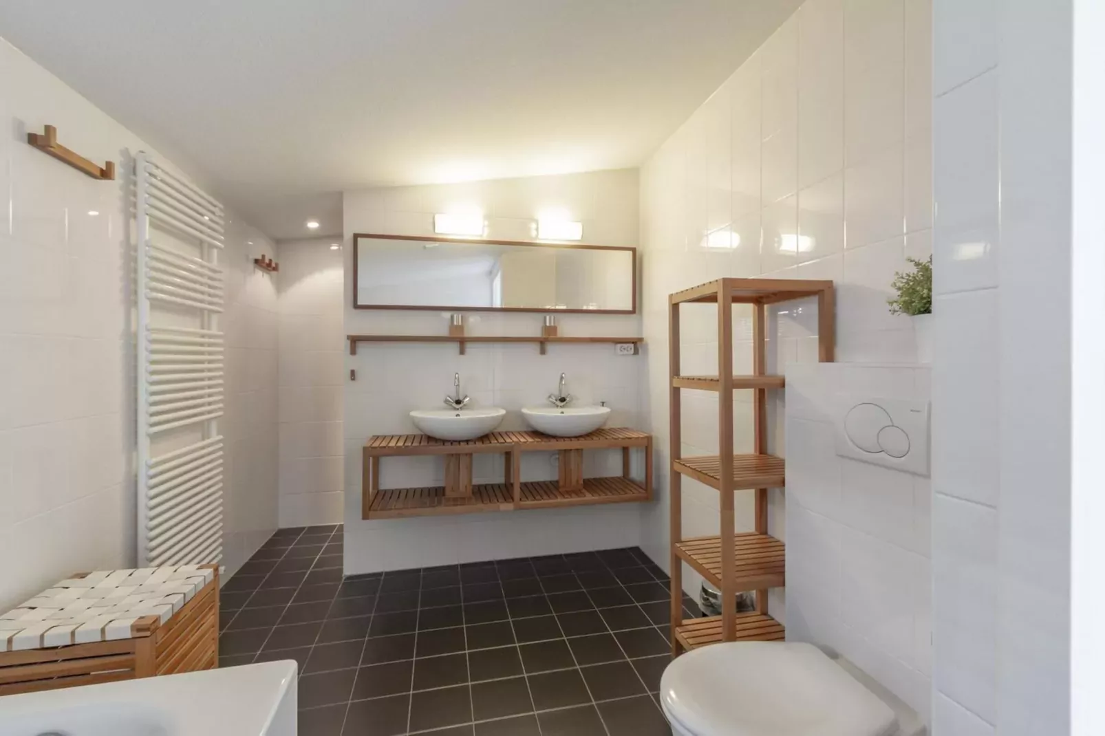 Strandleven 201-Badkamer