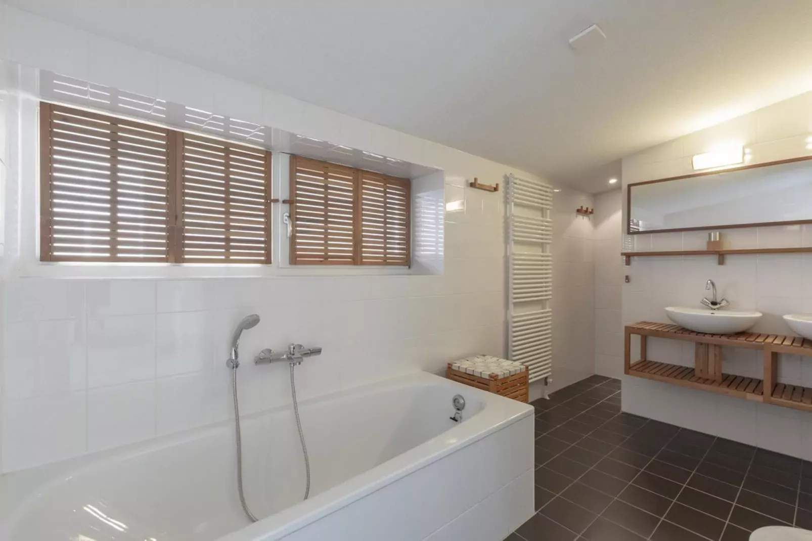 Strandleven 201-Badkamer