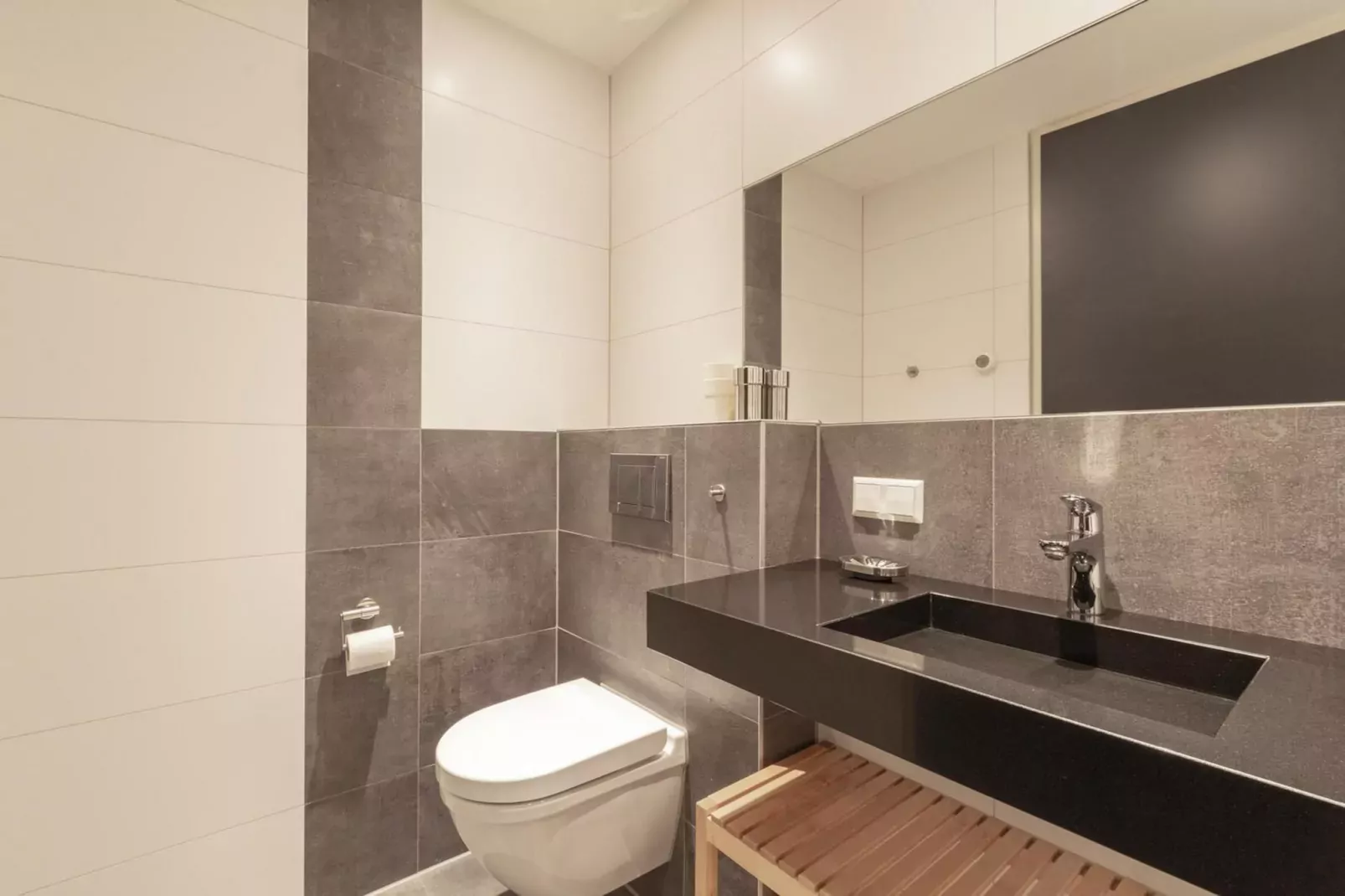Strandhuis Uitwaayer-Badkamer