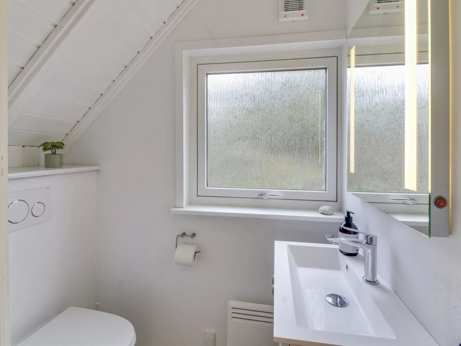 "Dufa" - 3.2km from the sea-Binnen