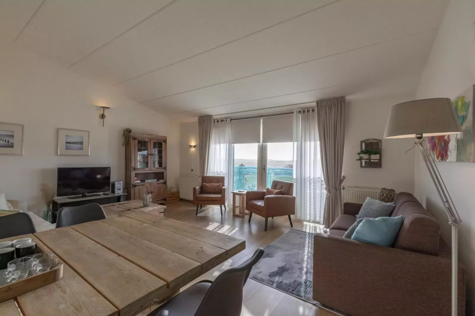 Strandslag 217-Eetkamer