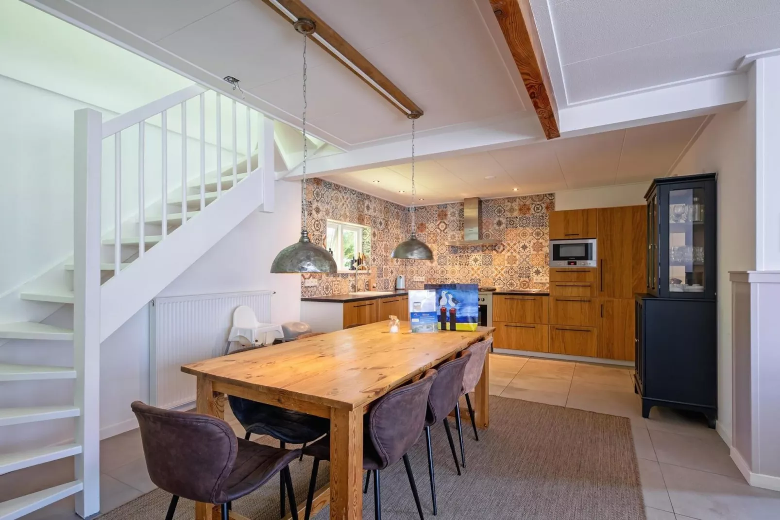 Strandhuys Oester-Eetkamer