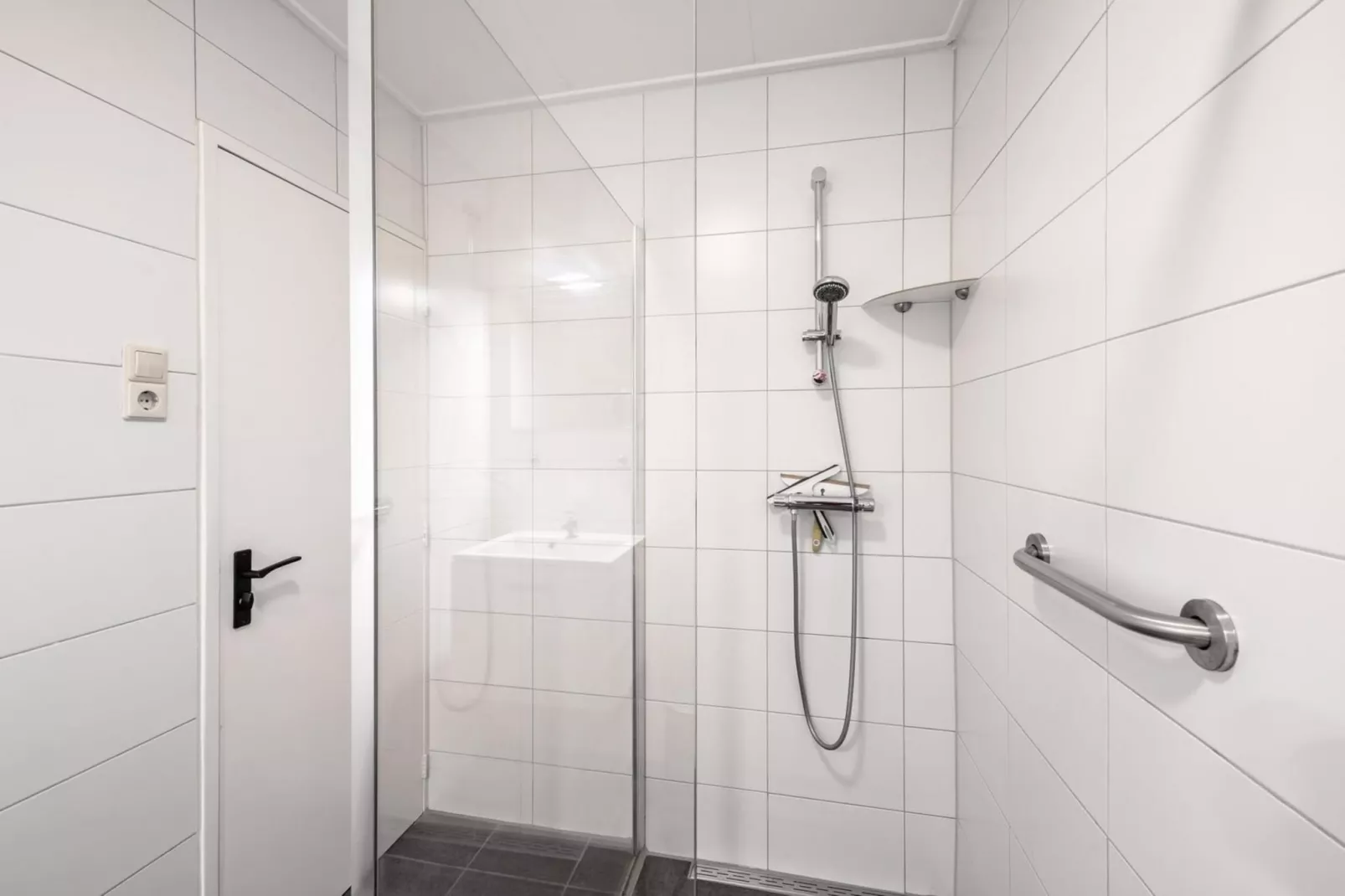 Strandhuys Oester-Badkamer