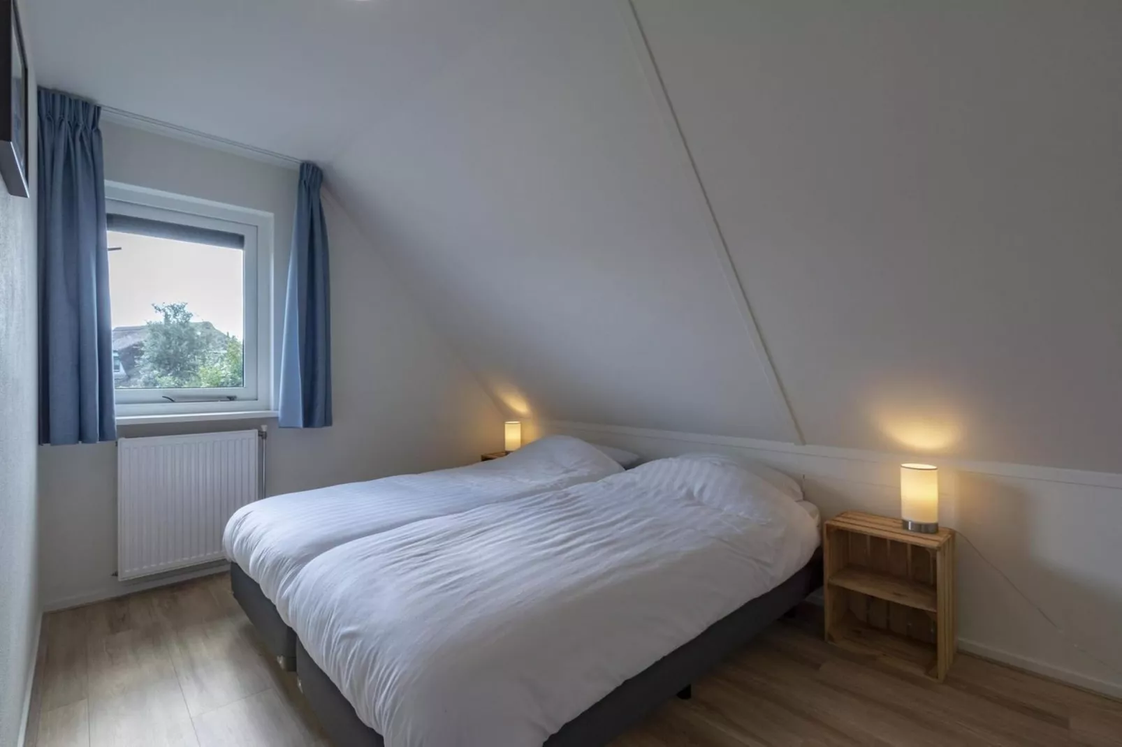 Duynopgangh 16-Slaapkamer