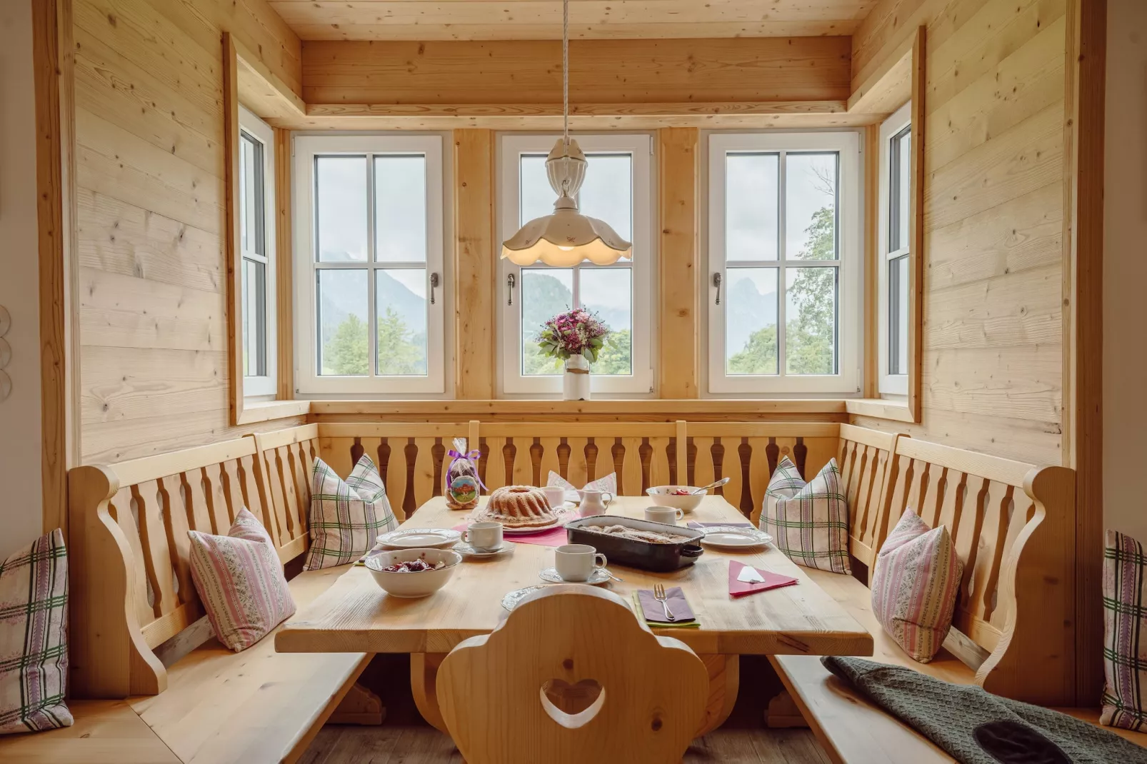 Haus Traun 2-Eetkamer