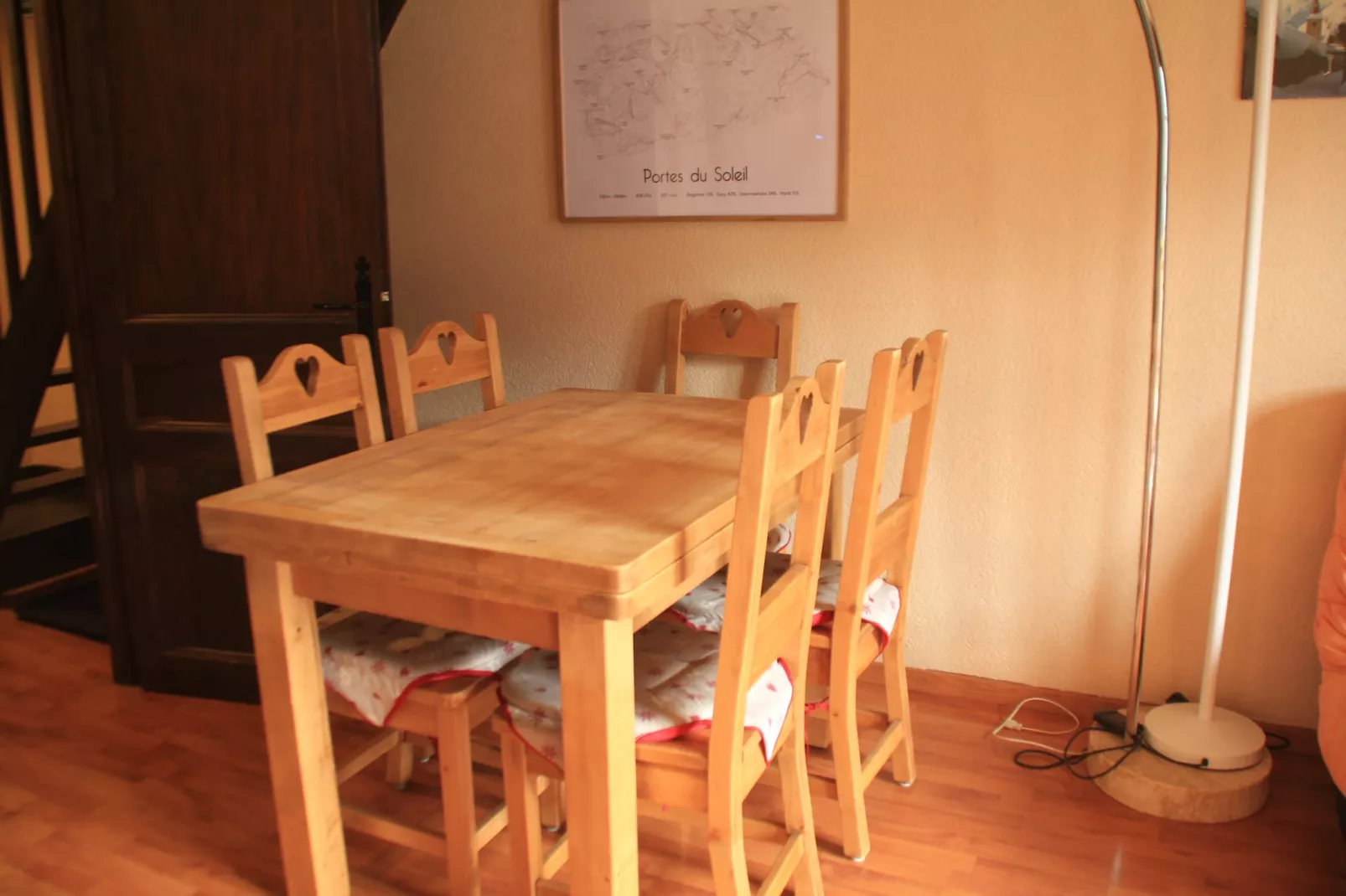 TOVASSIERE TS119 NATURE & VIEW 6 Pers.-Eetkamer