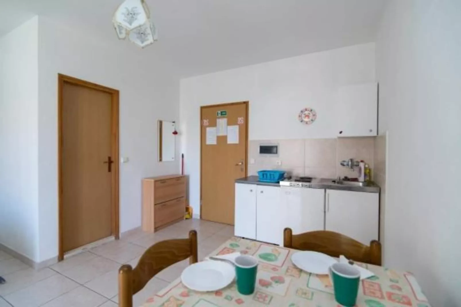 Apartments Boguvila - Studio with Terrace (A4) - (ST)-Keuken