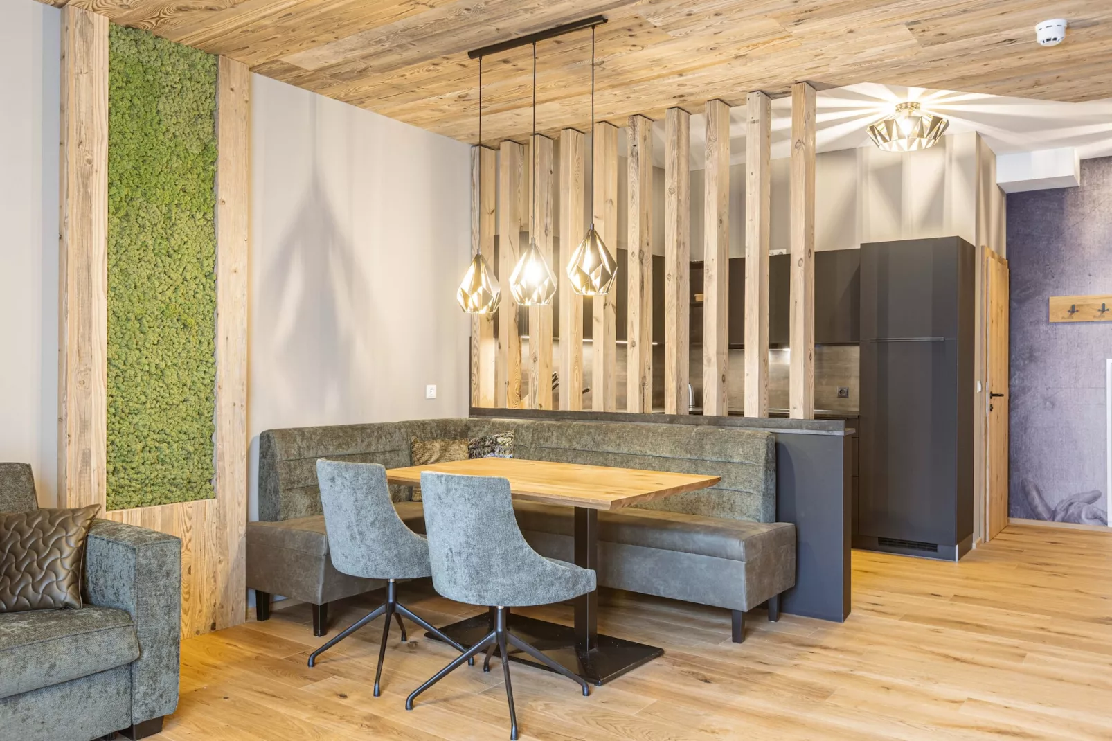 Zillertal Suites 5-Woonkamer