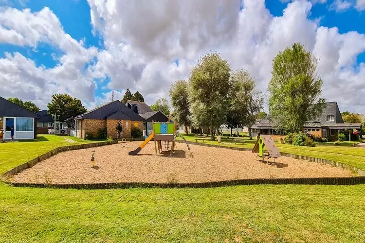 Veules-les-Roses - Gîte 3 Pièces 4 Personnes 2  bébés 2 salles d'eau-Buitenkant zomer
