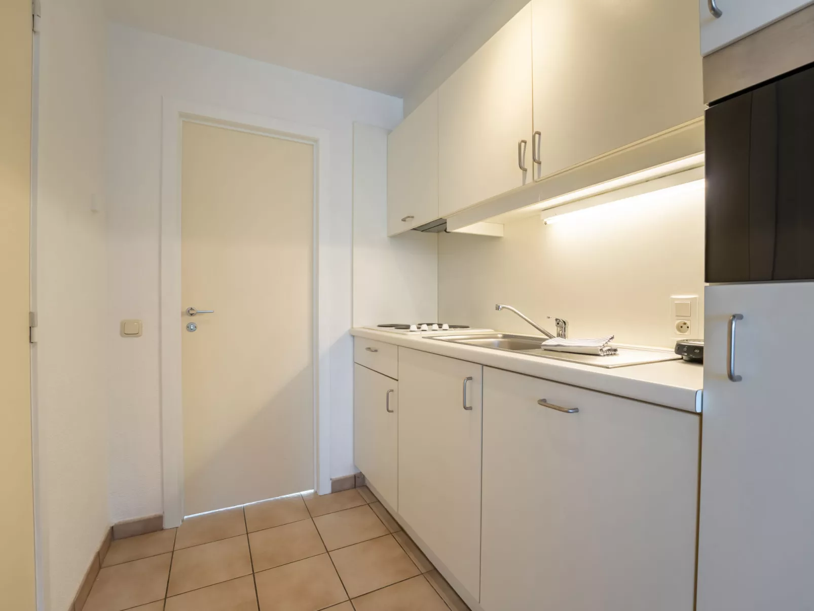 Sirius with parking and shared pool-Binnen