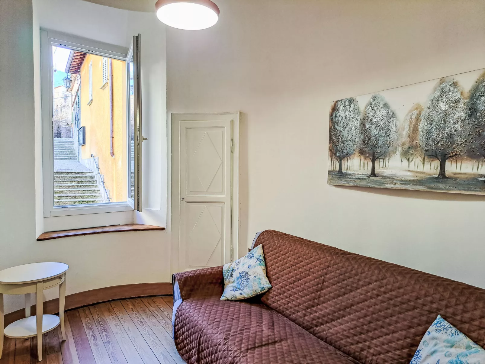 Blu - Borgo Antico-Binnen