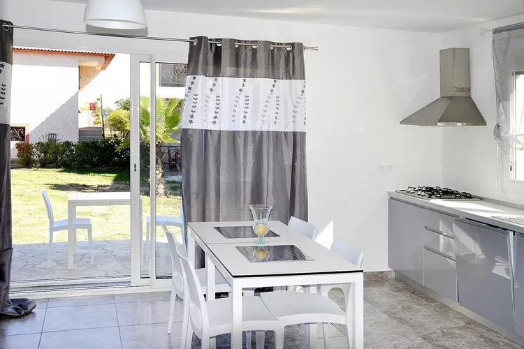 Residence Marea Resort Sainte Lucie-de-Moriani / Bungalow/4-Eetkamer