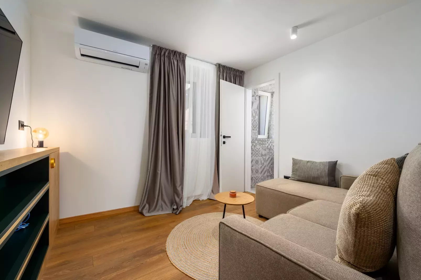 Exclusive Rooms Porto II-Woonkamer